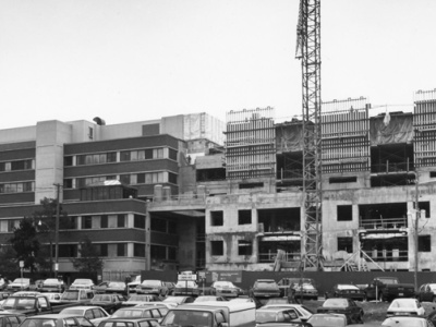 Construction of Phase 3 of the Ottawa Heart Institute, 1987-89